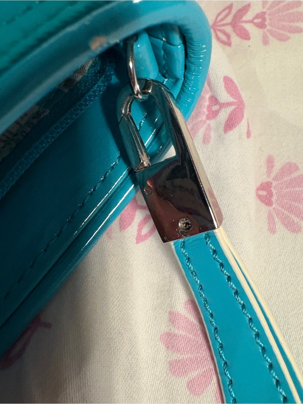 Vera Bradley Turquoise Quilted + Patent Trim Wristlet Clutch - Picture 11 of 12